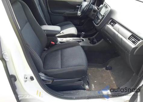 2016 Mitsubishi Outlander Se из США, поврежденный, VIN JA4AZ3A34GZ018327